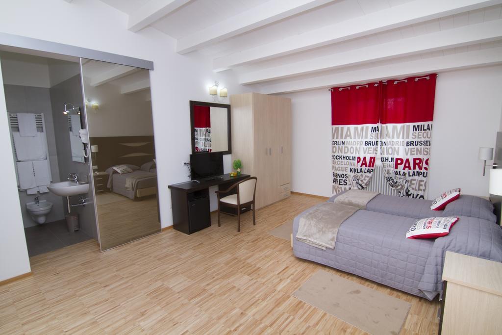 Al Bastione Relais Suite & Rooms Гравина-ин-Пулья Экстерьер фото