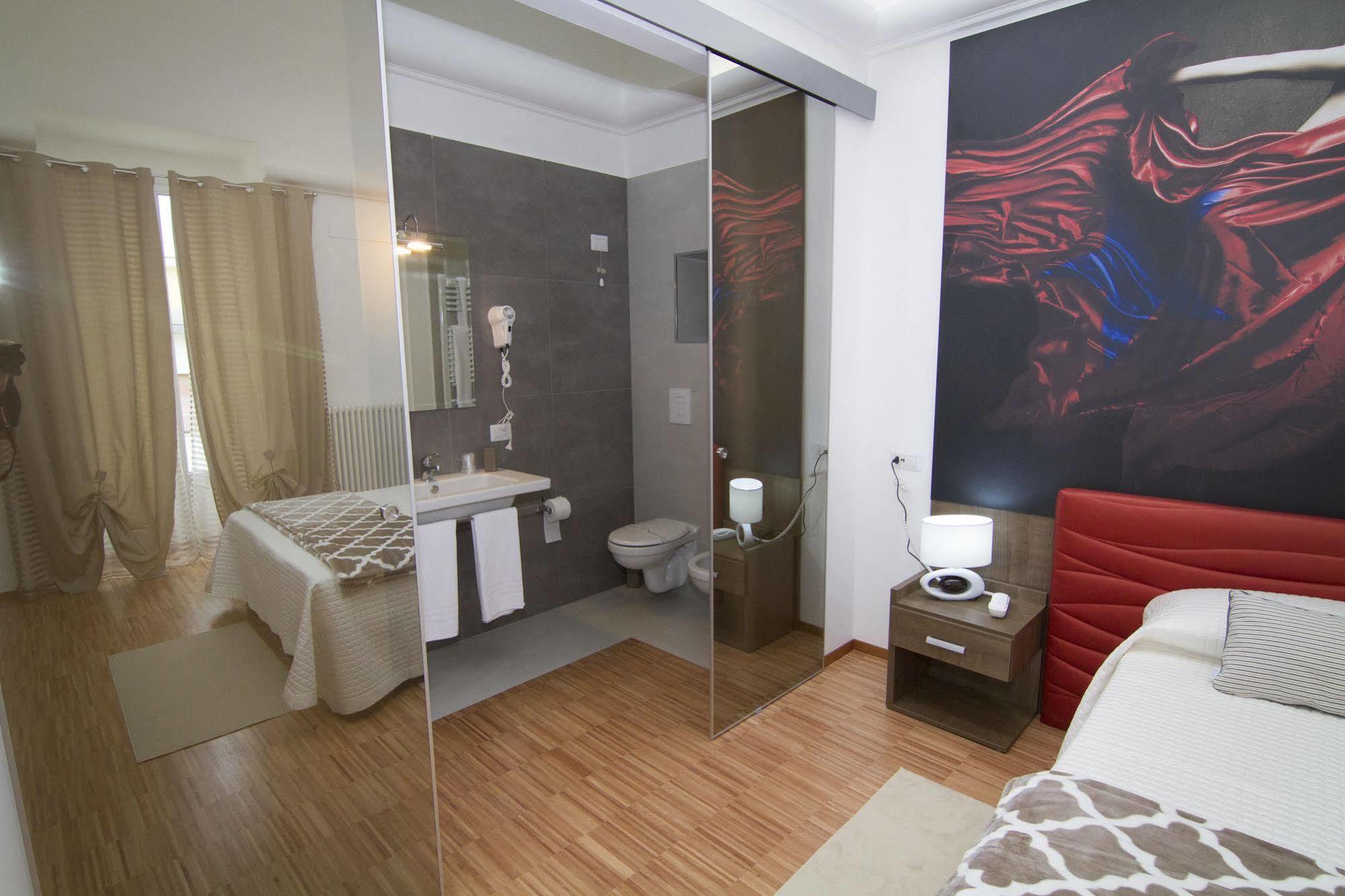 Al Bastione Relais Suite & Rooms Гравина-ин-Пулья Экстерьер фото