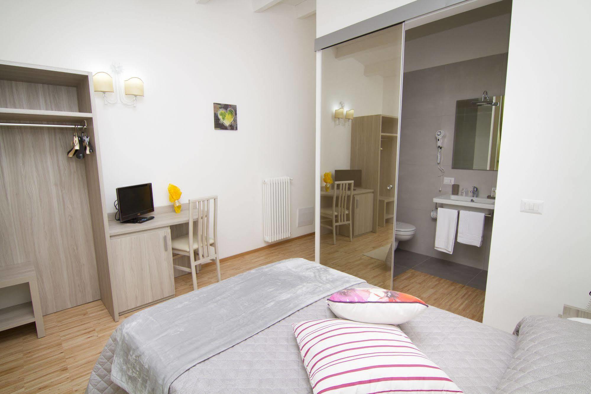 Al Bastione Relais Suite & Rooms Гравина-ин-Пулья Экстерьер фото